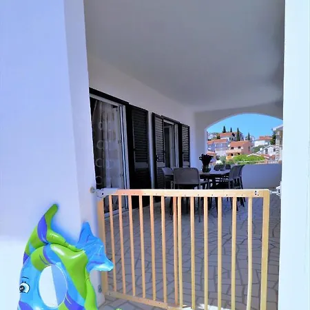 Villa Mendula Trogir - Luxury Villa By The Beach - Heated Pool - Organic Garden Trogir