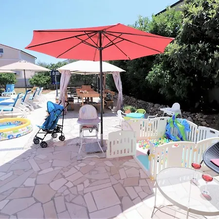 Villa Mendula Trogir - Luxury Villa By The Beach - Heated Pool - Organic Garden Trogir