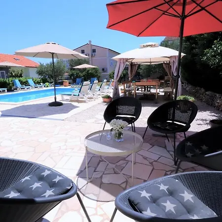 Villa Villa Mendula Trogir - Luxury Villa By The Beach - Heated Pool - Organic Garden